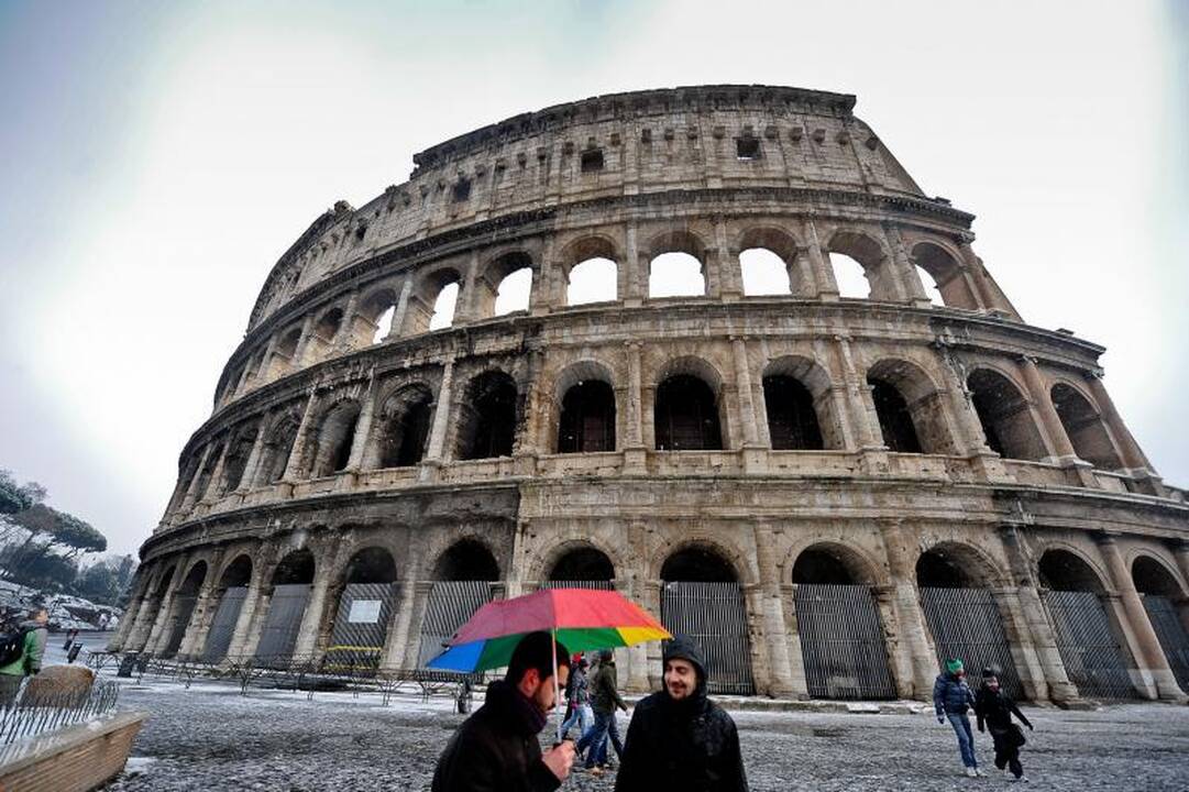 Sniegas griauna Italijos kultūros paveldą