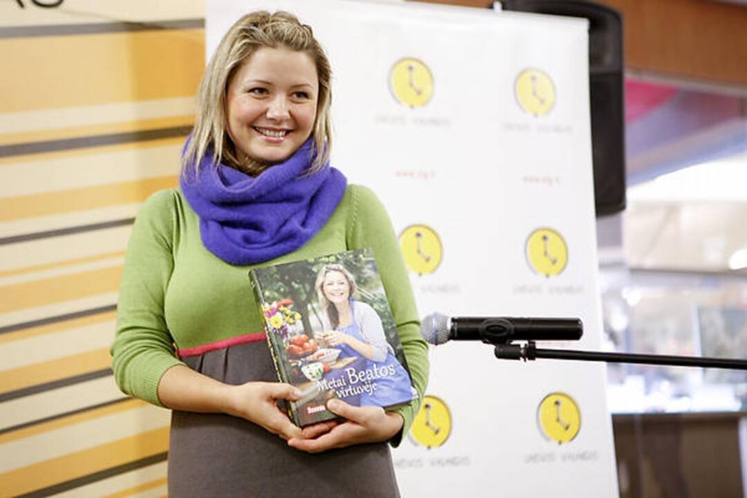B.Nicholson pristatė antrą knygą