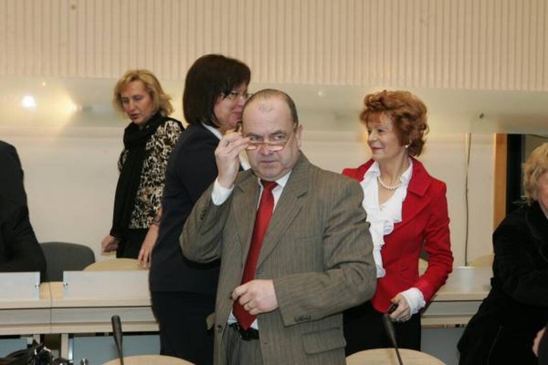 Nauji mero R.Mikaičio pavaduotojai: P.Mačiulis, S.Buškevičius, K.Kriščiūnas (papildyta)