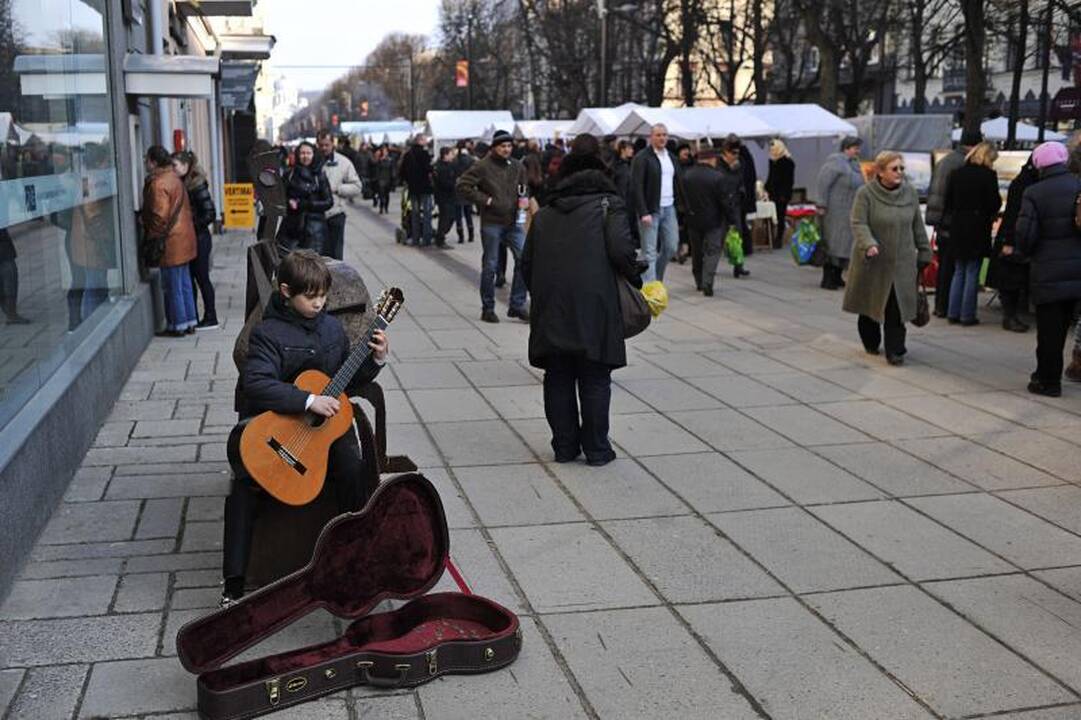 Vaišės Kazimierams: penkias paras marinuotas paršelis ir šakočiai