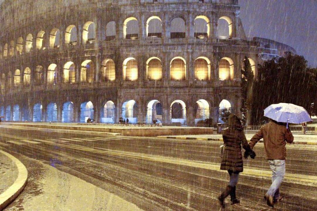 Sniegas griauna Italijos kultūros paveldą
