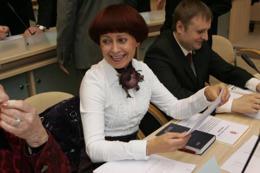 Nauji mero R.Mikaičio pavaduotojai: P.Mačiulis, S.Buškevičius, K.Kriščiūnas (papildyta)
