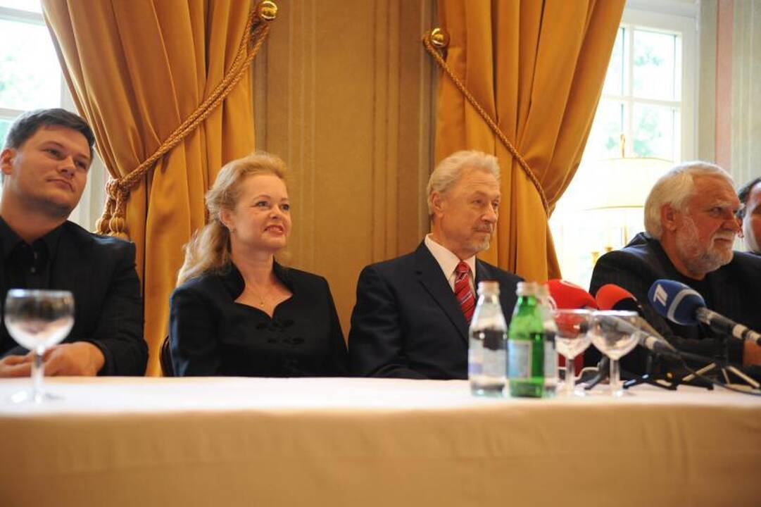 V.Noreika: turiu pasitempti, kad neatsilikčiau nuo jaunų kolegų