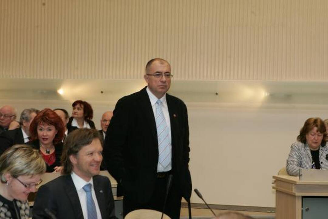 Nauji mero R.Mikaičio pavaduotojai: P.Mačiulis, S.Buškevičius, K.Kriščiūnas (papildyta)