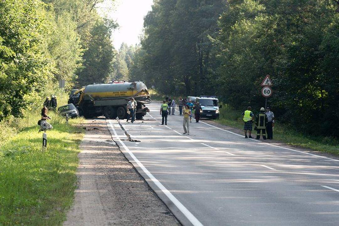 Dėl avarijos Eišiškių plente sustabdytas eismas
