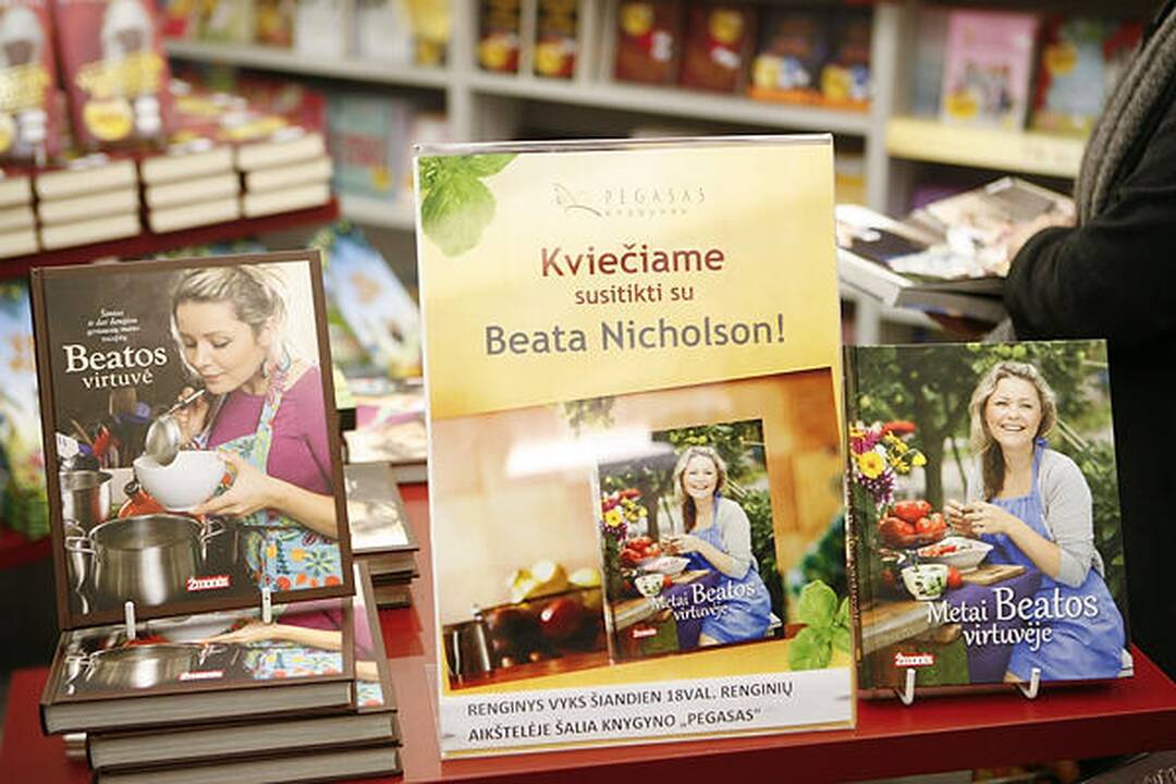 B.Nicholson pristatė antrą knygą