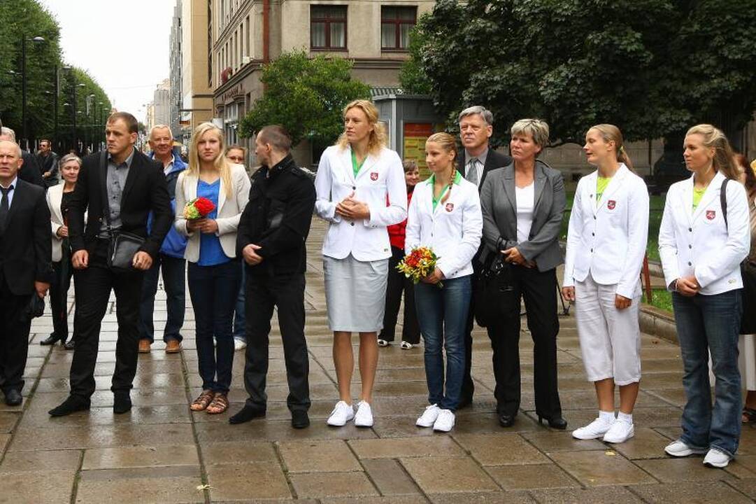R.Meilutytės šlovę olimpiadoje liudys Laisvės alėjoje ošianti liepaitė
