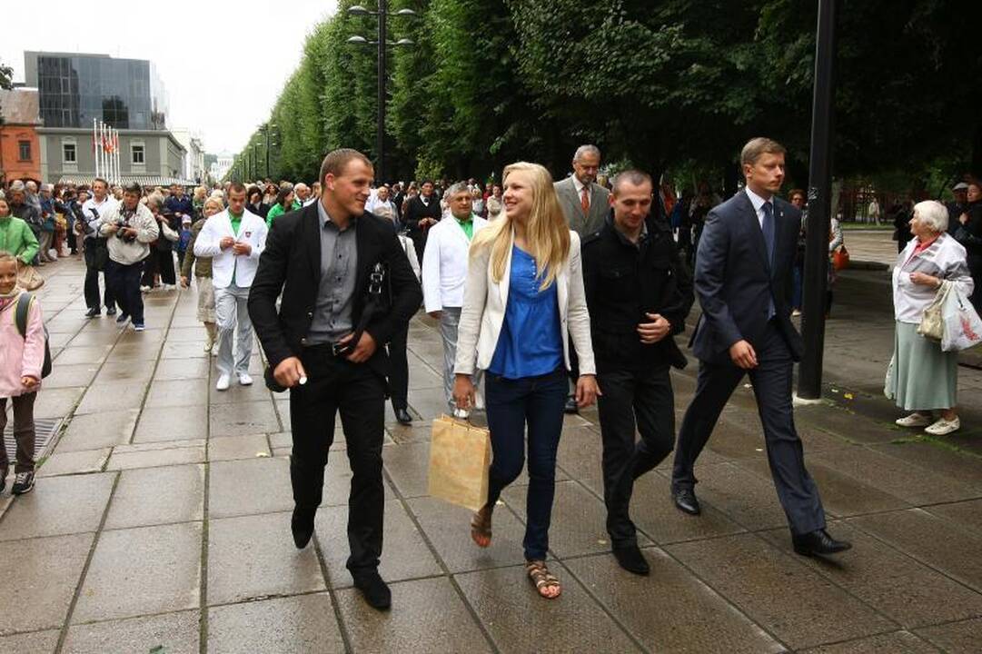 R.Meilutytės šlovę olimpiadoje liudys Laisvės alėjoje ošianti liepaitė