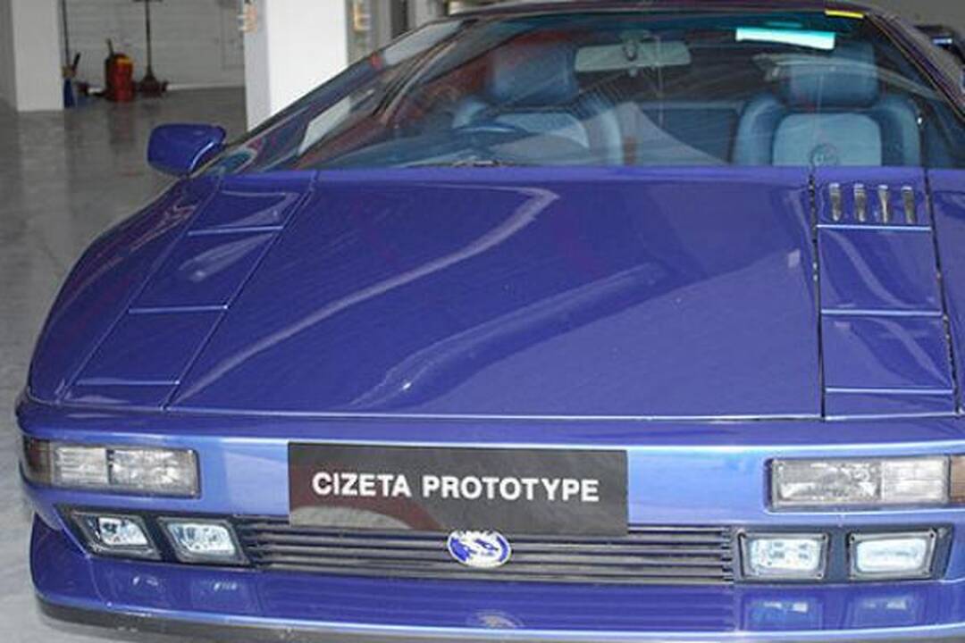 Išparduodama Brunėjaus sultono superautomobilių kolekcija