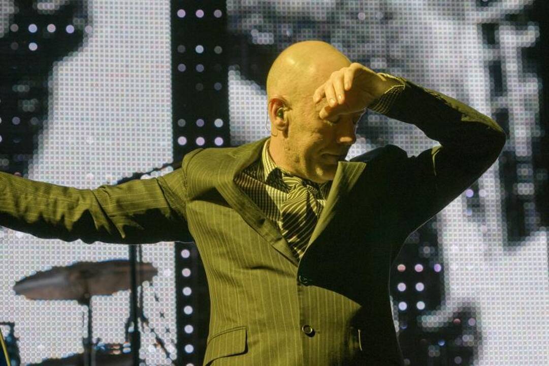 Grupė R.E.M. paskelbė apie išsiskyrimą  