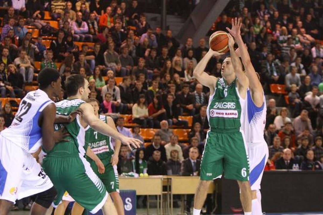 Kauno sporto halėje „Žalgiris“ sutriuškino „Kalevą“ 