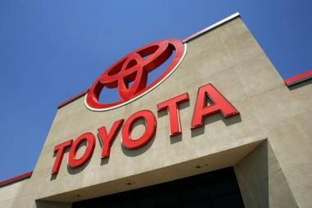 „Toyota“ parėmė studentus