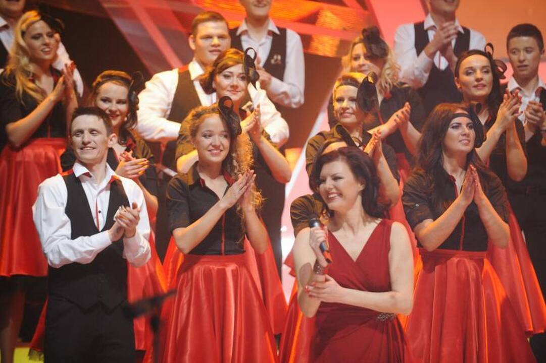 Ketvirtąjį „Chorų karų“  sezoną pergale pradėjo Benamių choras