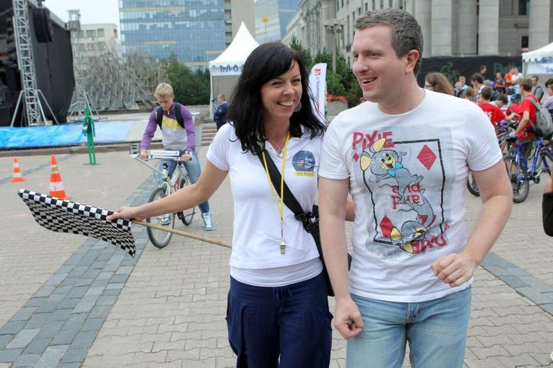 Sostinės gatves užvaldo dviratininkai