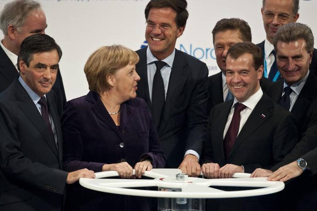 Dujotiekis „Nord Stream“ atiduotas naudoti 