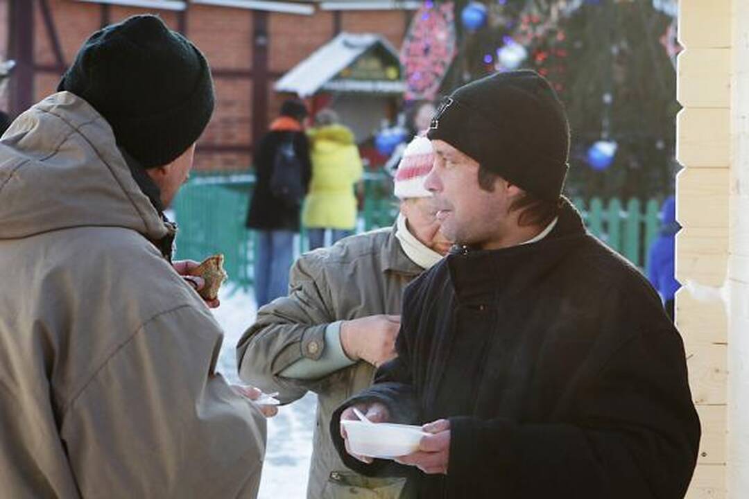 Maltiečiai klaipėdiečius vaišino sriuba