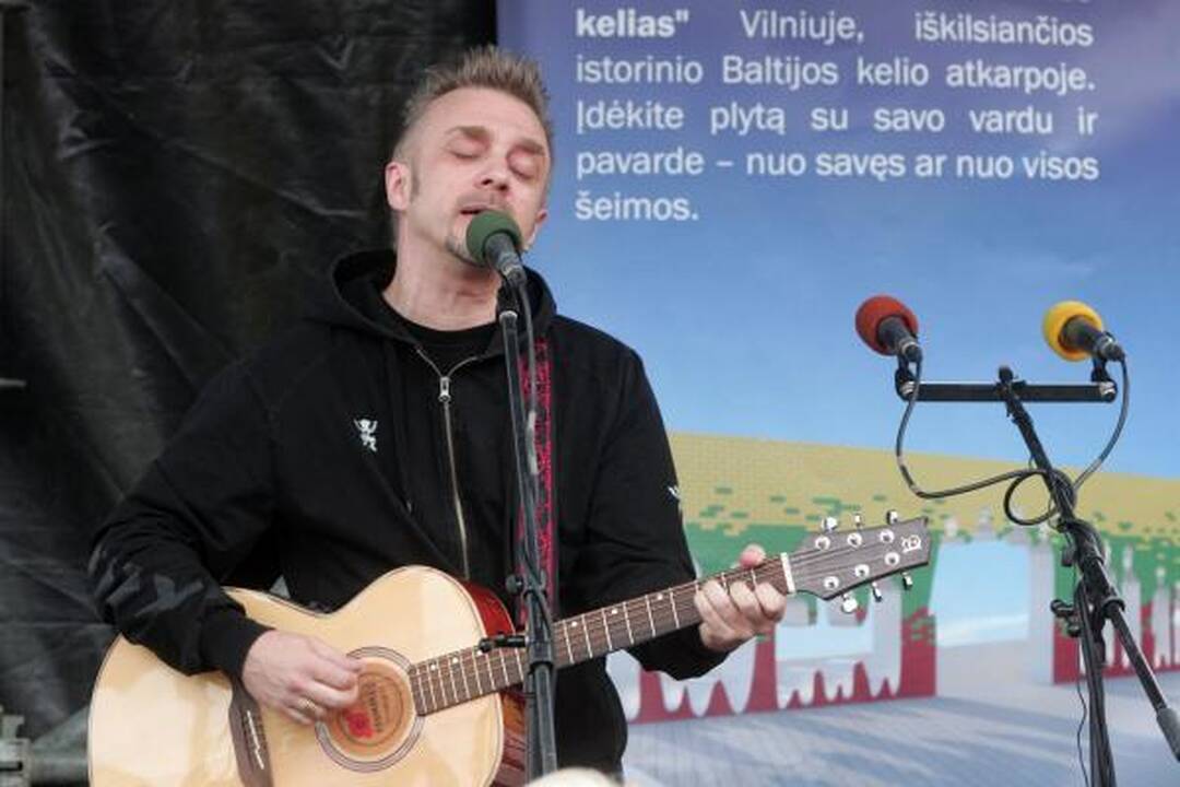"Laisvės kelio" skulptūra primins Baltijos kelią
