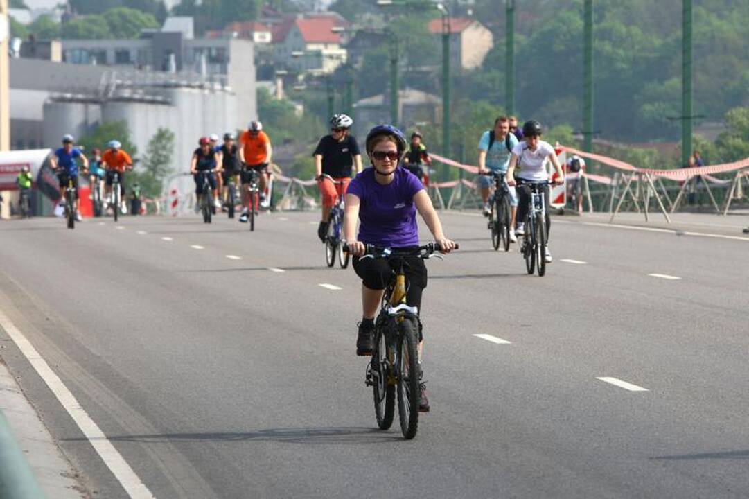 Kaune sekmadienį surengtas dviračių maratonas