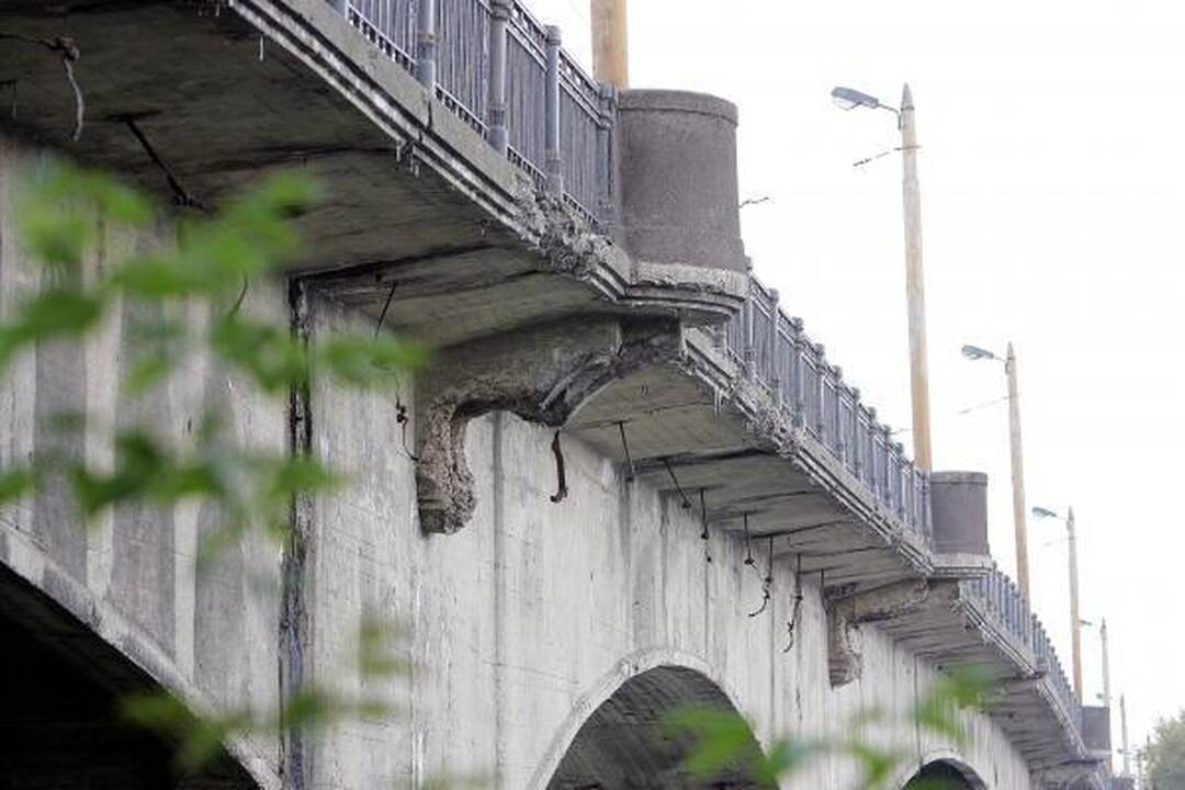 Panemunės tiltas nebus rekonstruojamas - jo vietoje statys naują