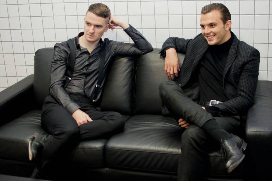 „Hurts“ – nuo bedarbių iki pasaulio žvaigždžių (išskirtinis interviu)