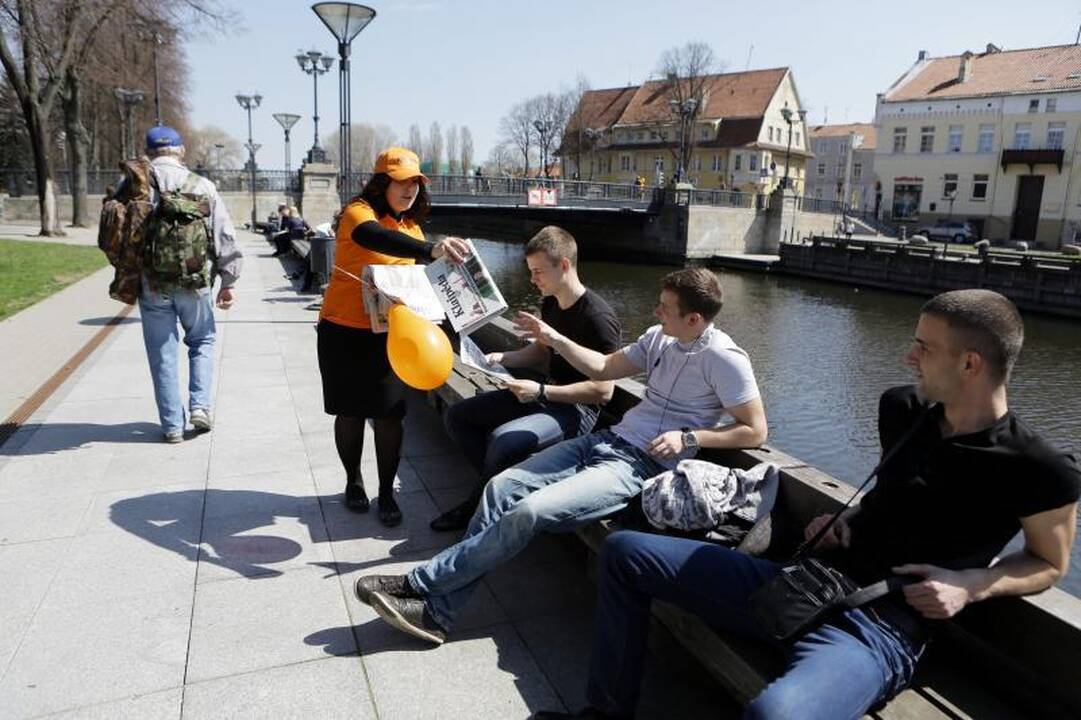 Spaudos dienos atgavimo proga pasveikinti klaipėdiečiai