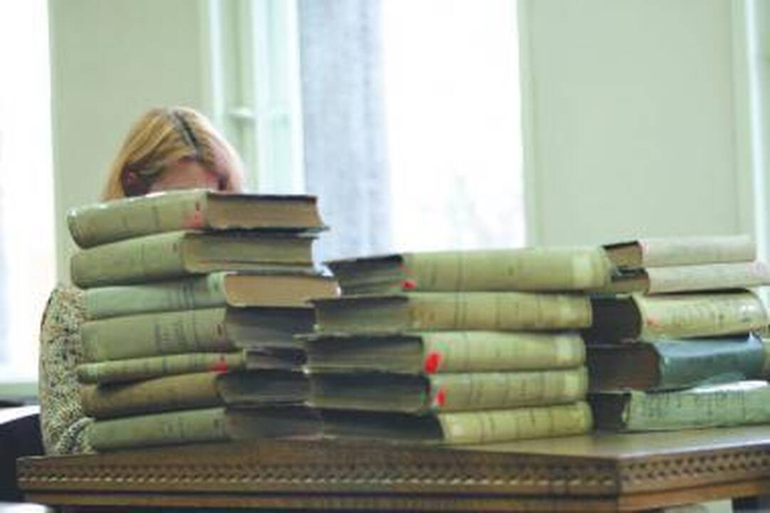 Pernai bibliotekose skaitomiausia lietuviška knyga buvo R.Granausko "Gyvenimas po klevu"