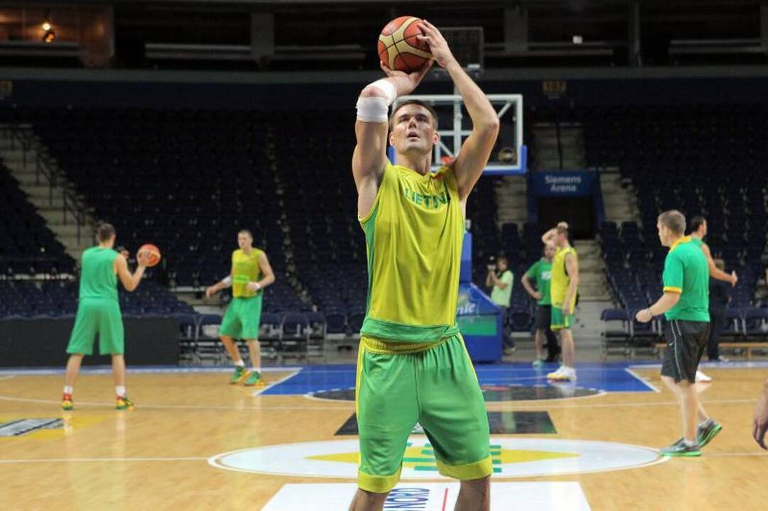 S.Jasaitis: kas "nurašo" rinktinę, tegu nežiūri čempionato