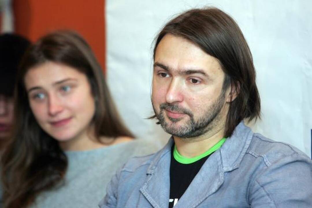 K.Vildžiūnas: filmas „Kai apkabinsiu tave“ parodo ir suskilusią šeimą, ir suskilusią Europą