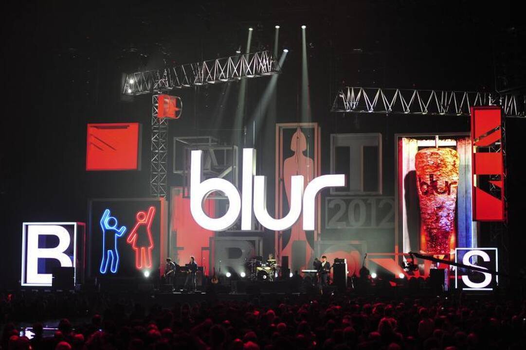 Adele vėl triumfuoja, šįkart – „Brit Awards“ ceremonijoje