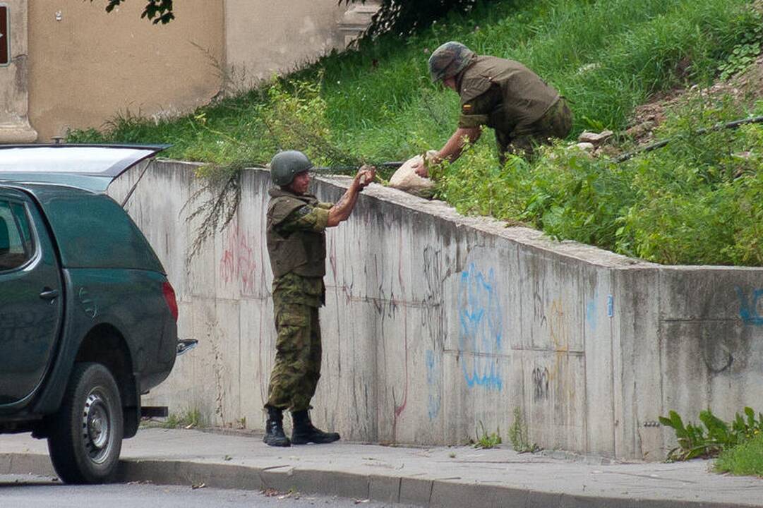 Iš Vilniaus senamiesčio išvežtas pavojingas sprogmuo