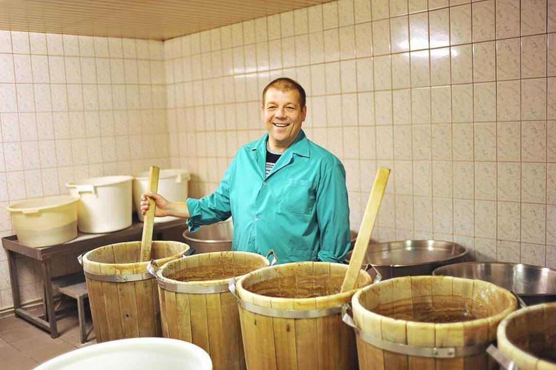 Kasdienis darbas ūkininkui geriau nei maljorkos ar karibai