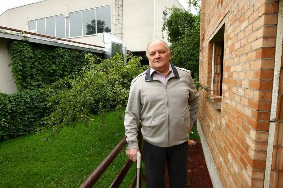 Gyvenimą prie prekybos centro prilygina košmarui