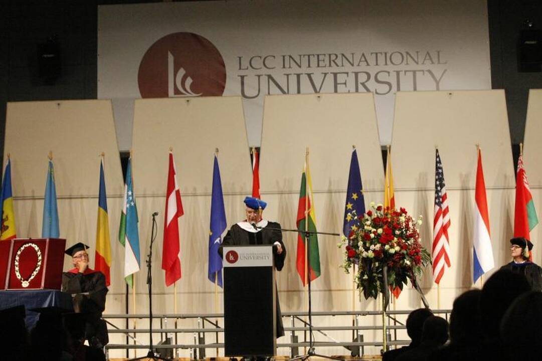LCC tarptautiniame universitete inauguruota šeštoji rektorė
