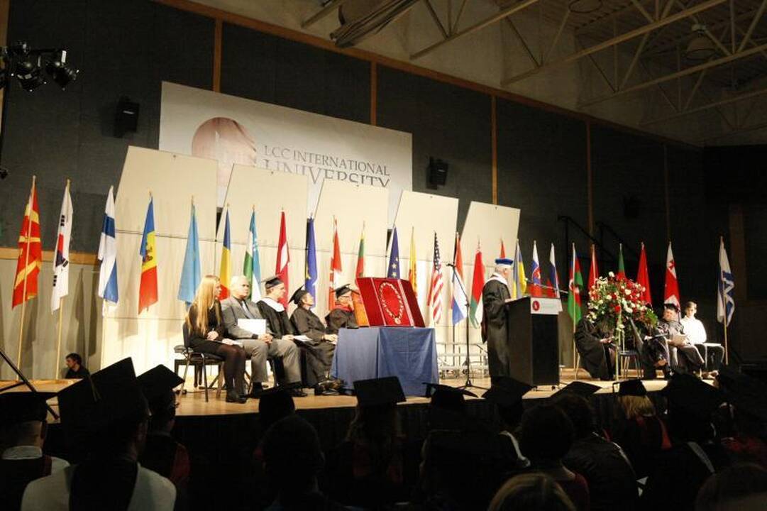LCC tarptautiniame universitete inauguruota šeštoji rektorė