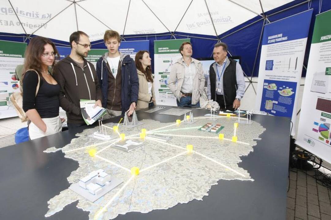 Klaipėdiečiams pristatė Visagino atominės elektrinės projektą