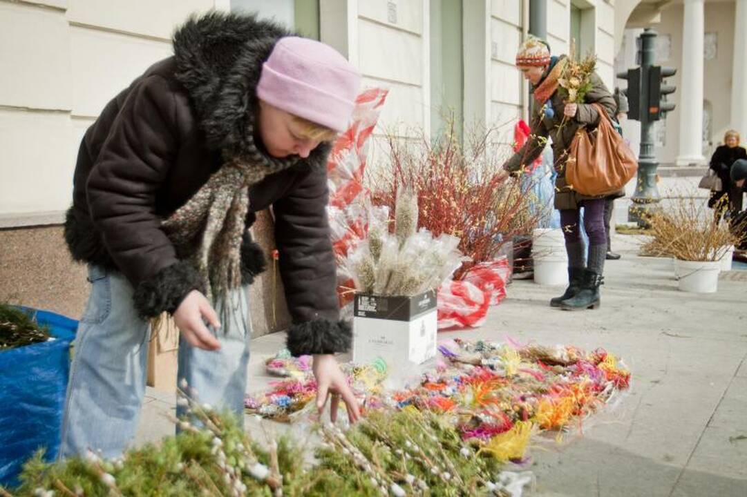 Verbų sekmadienį Vilniuje – tautodailininkai ir verbų pardavėjai