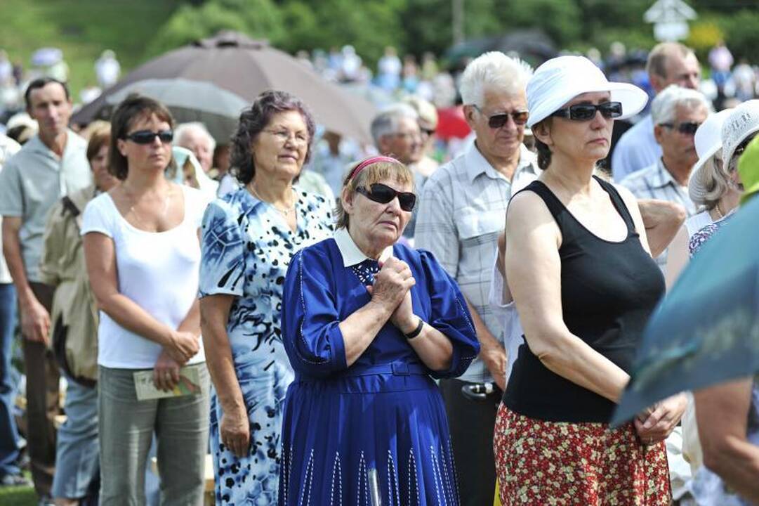 Paties rankų darbo slidės – ištikimos tremtinio palydovės