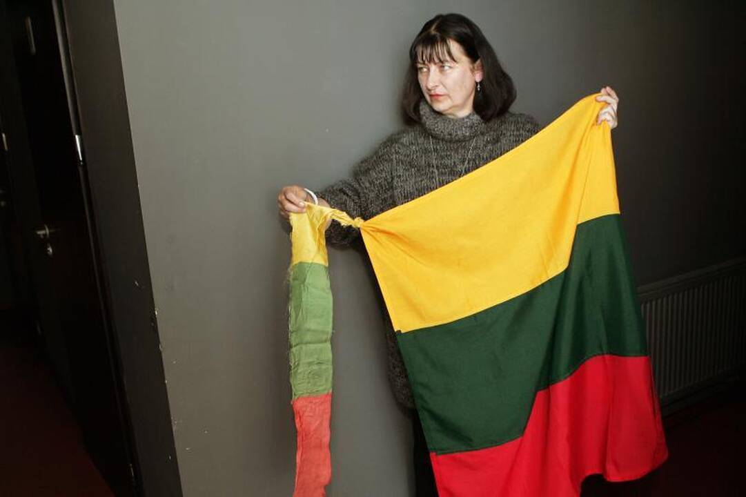 Režisierė N.Akelaitienė: kodėl jie neparodo, kaip buvo mušami žmonės?