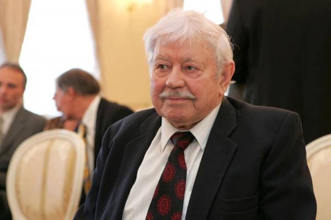 Rusijos ordinai įteikti dviem lietuvių menininkams