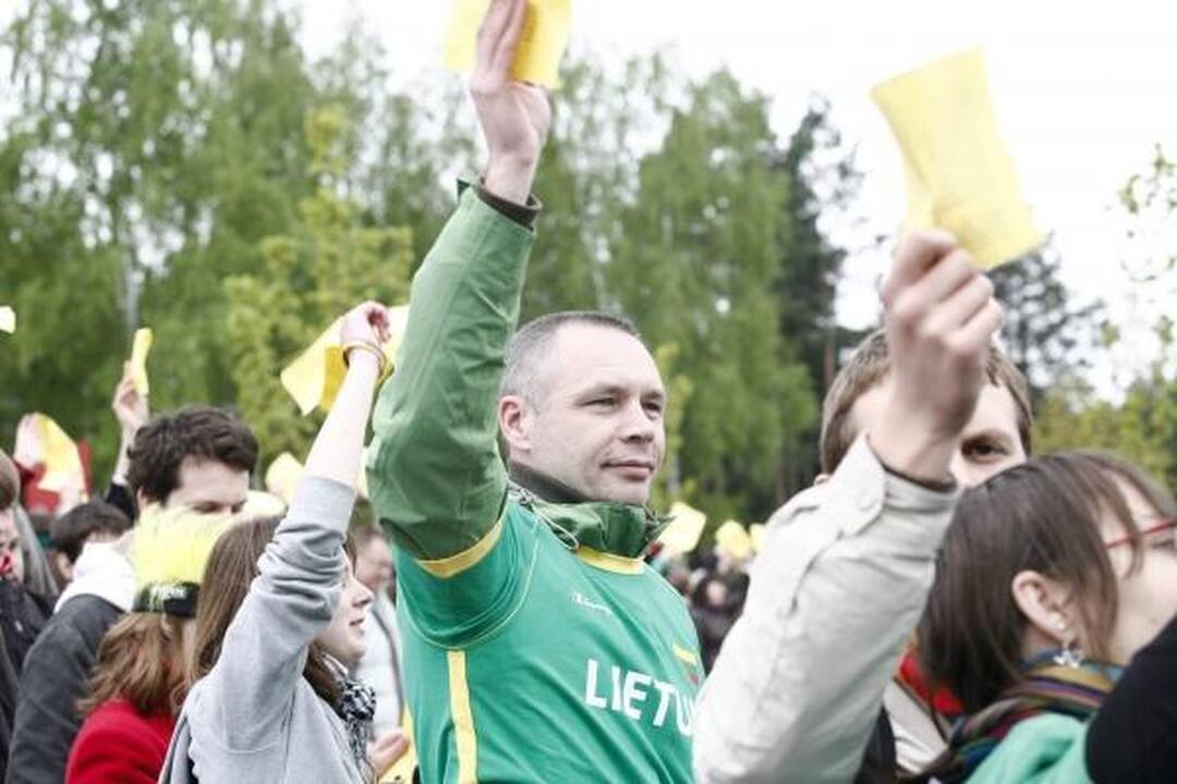 Sirgaliai suformavo krepšinio širdį