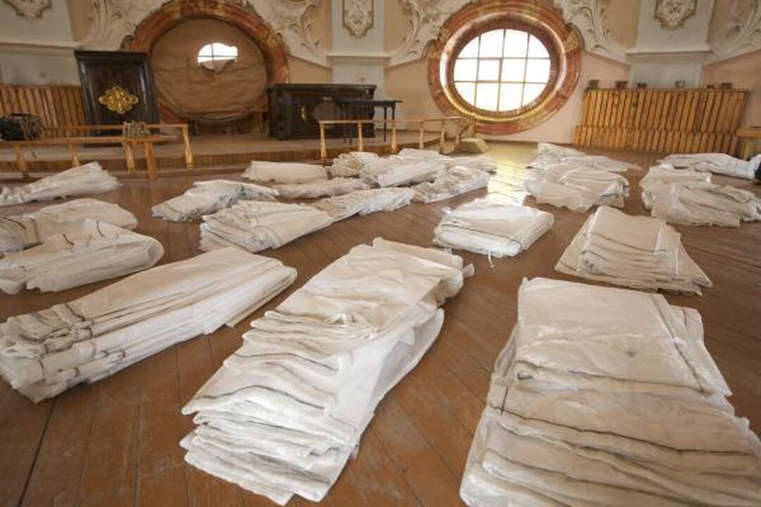Bažnyčios ir kalėjimo bendrumas įkvėpė menininkę iš Austrijos