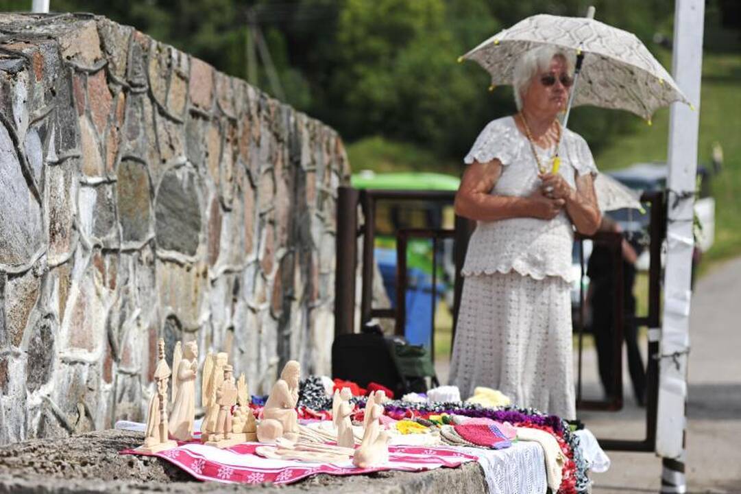 Paties rankų darbo slidės – ištikimos tremtinio palydovės