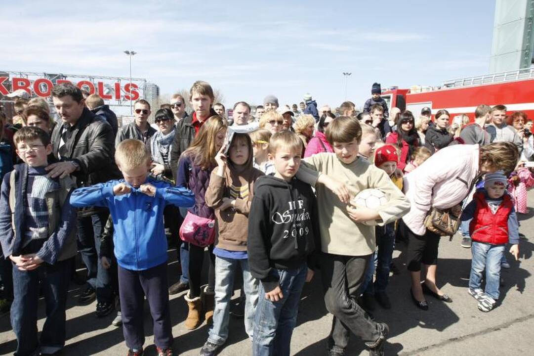 Klaipėdos merą gelbėjo ir ugniagesiai, ir medikai