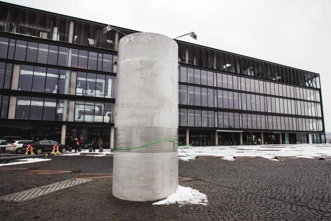 Prie „Žalgirio“ arenos iškilmingai atidengta rėmėjų garbės lenta