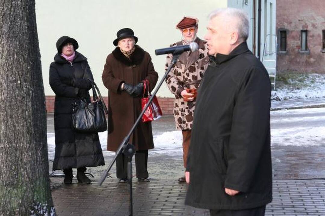 Atidengta A.Žalio atminimo lenta