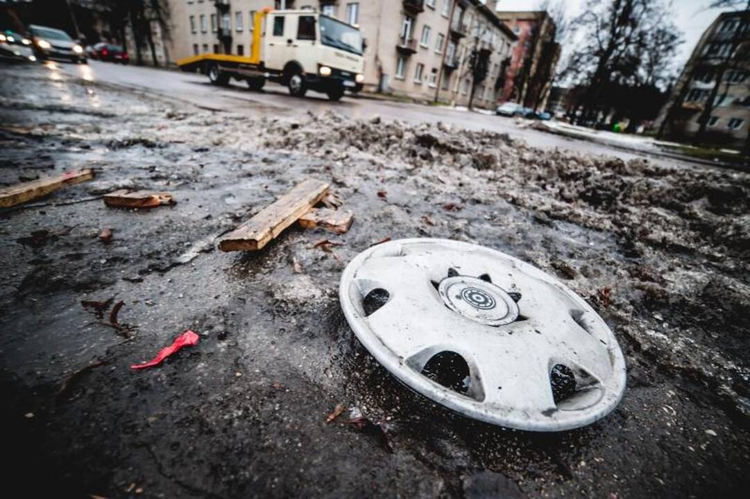 Apgailėtinomis Kauno gatvėmis susirūpino ir policija