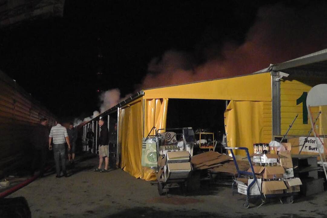 Vilniuje degė Gariūnai (dar papildyta)