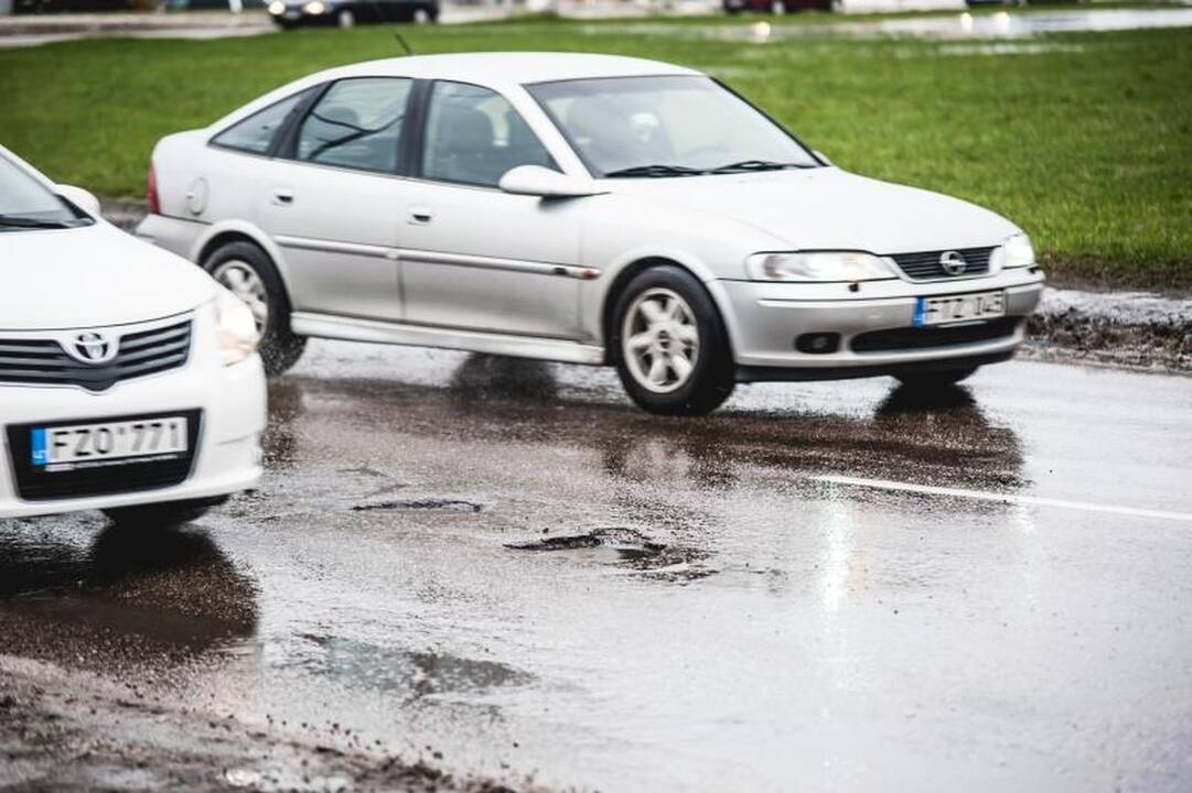 Apgailėtinomis Kauno gatvėmis susirūpino ir policija