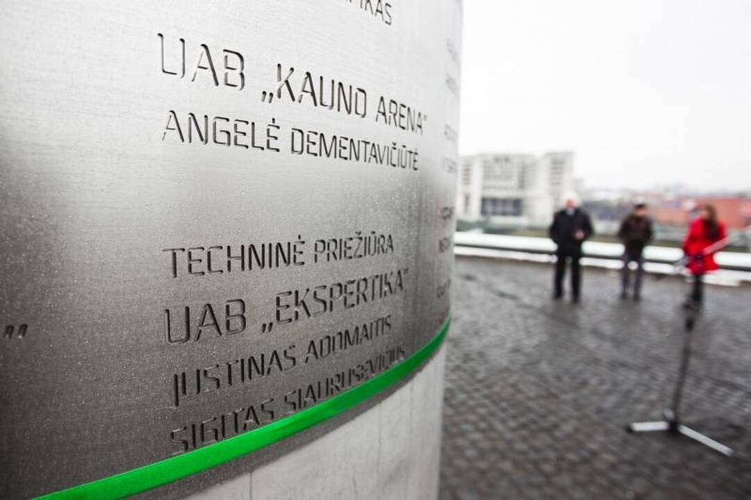 Prie „Žalgirio“ arenos iškilmingai atidengta rėmėjų garbės lenta