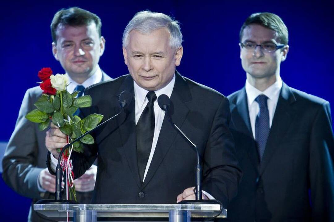 Rinkimus Lenkijoje laimi D.Tusko partija (atnaujinta 9 val.)